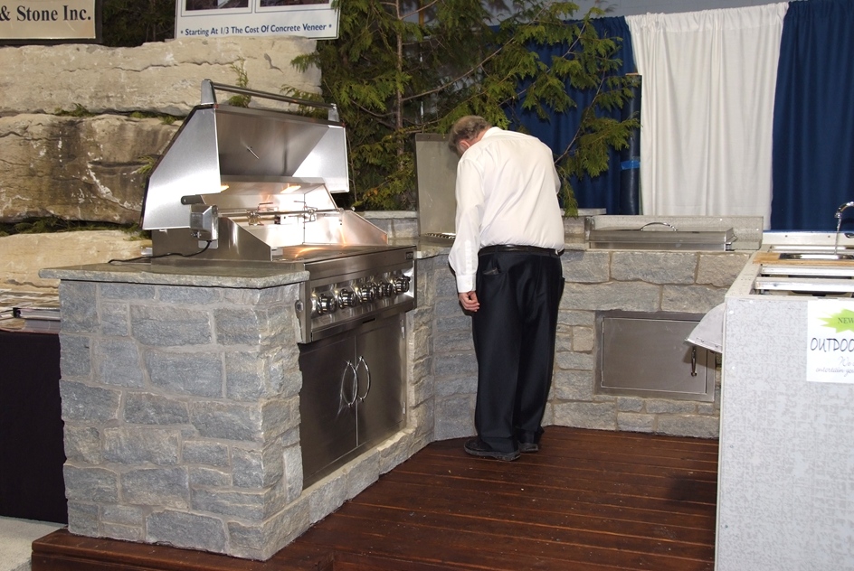 colonial outdoor living bbq display
