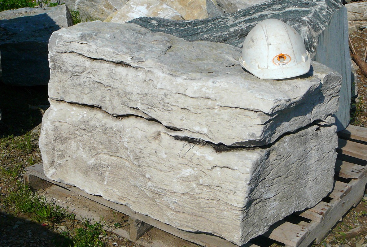 weatheredge limestone medium