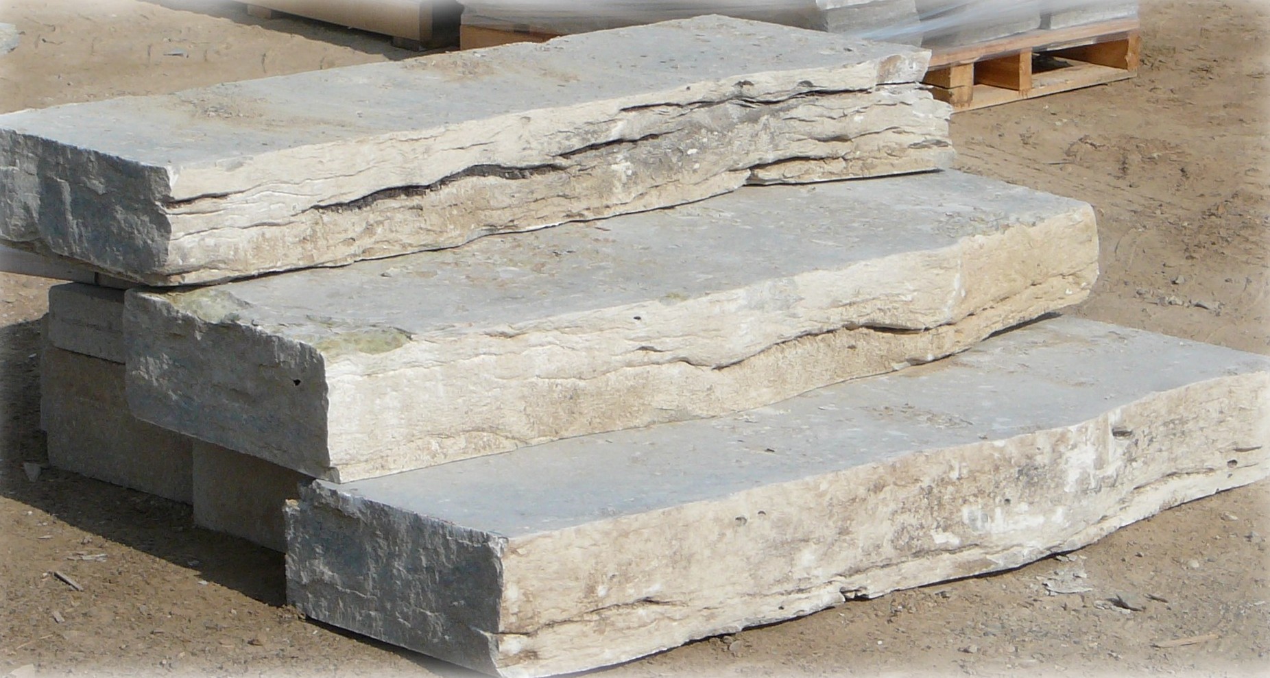 Weatheredge Limestone Weathered Faced Steps